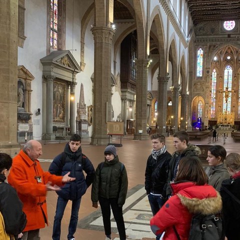 Santa Croce di Firenze - insieme al nostro guida. . Vergrösserte Ansicht